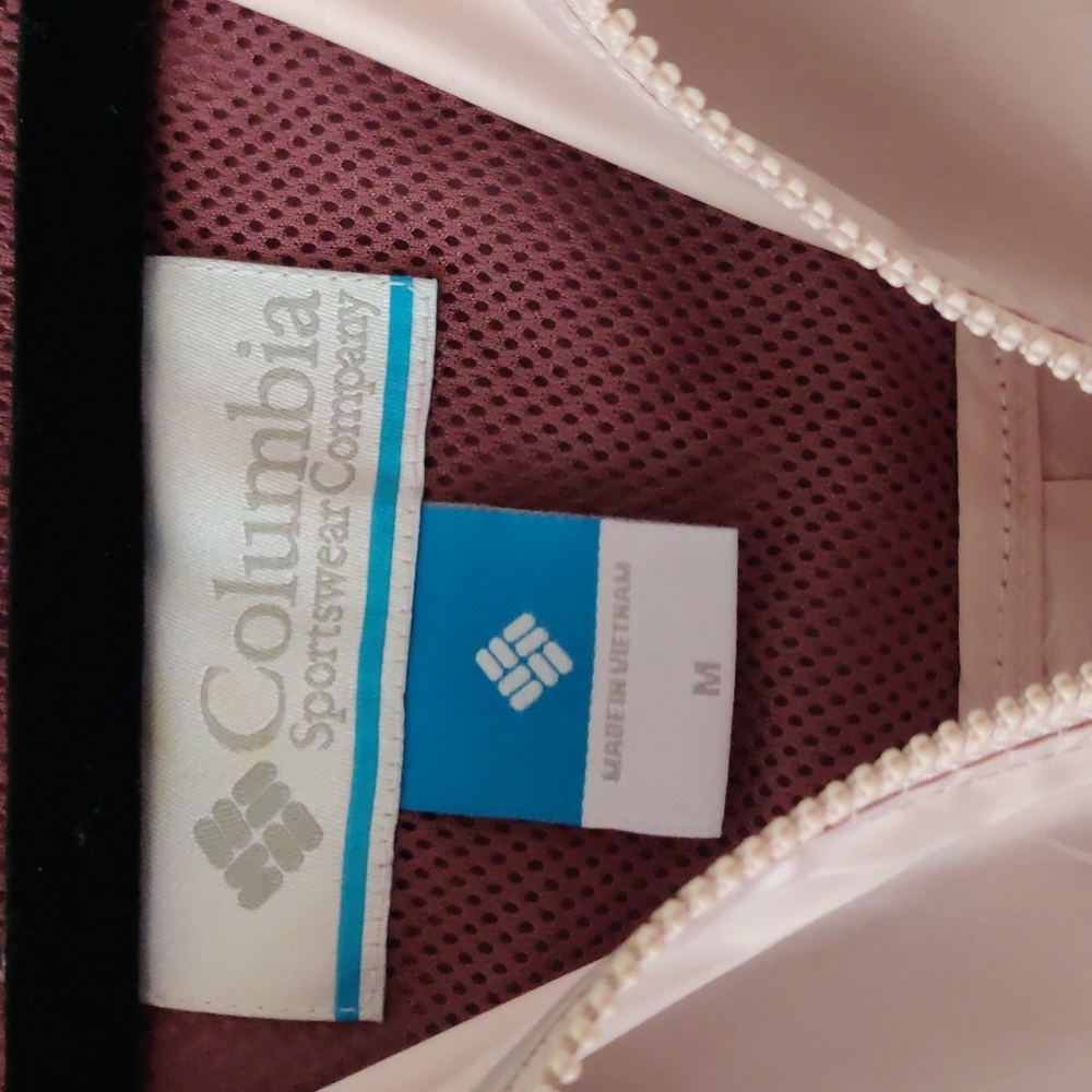 Columbia packable jacket - Picture 3 of 4